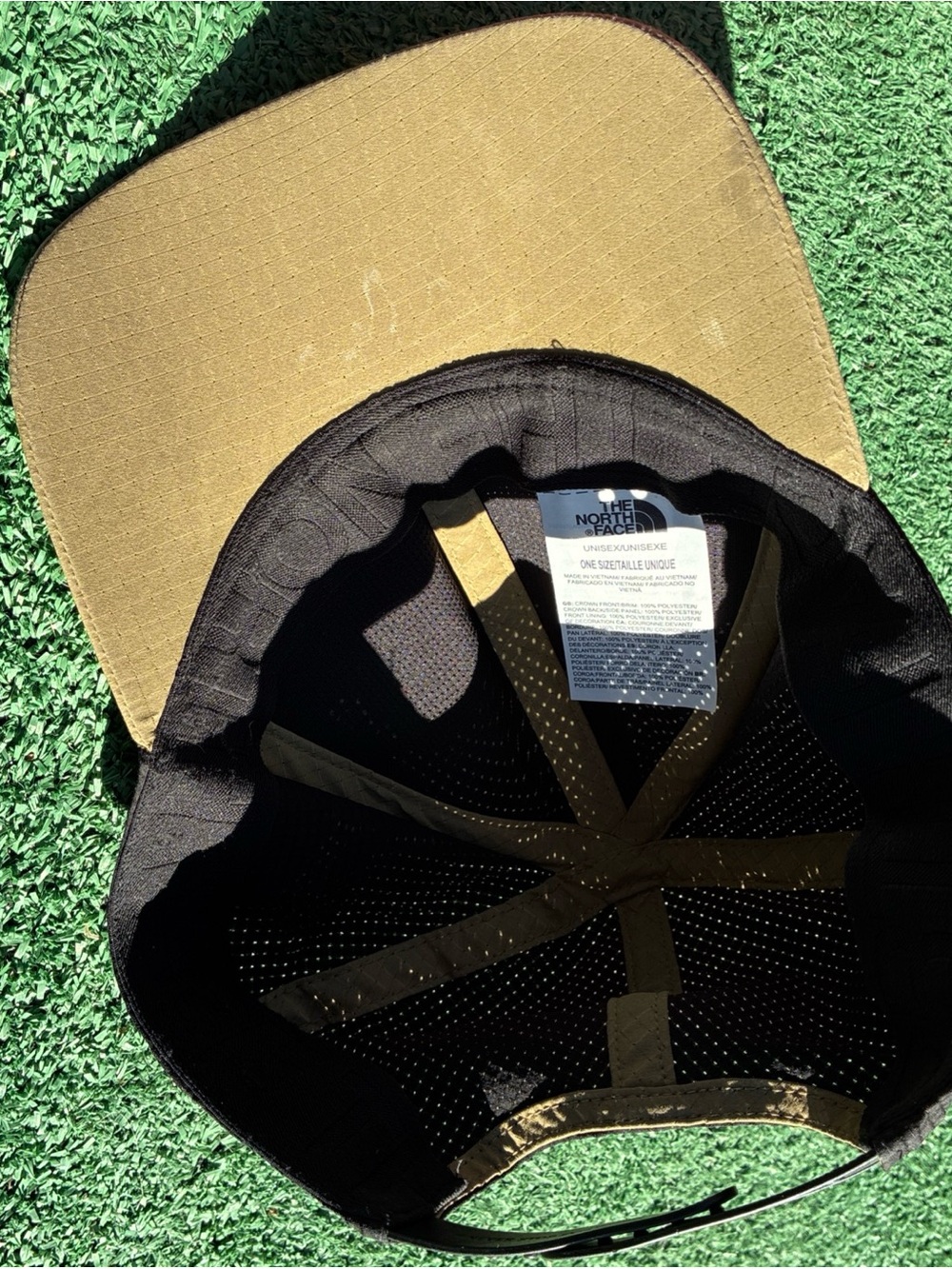 The North Face Men's Tan and Black Trucker Snap back Cap OS - Picture 6 of 7